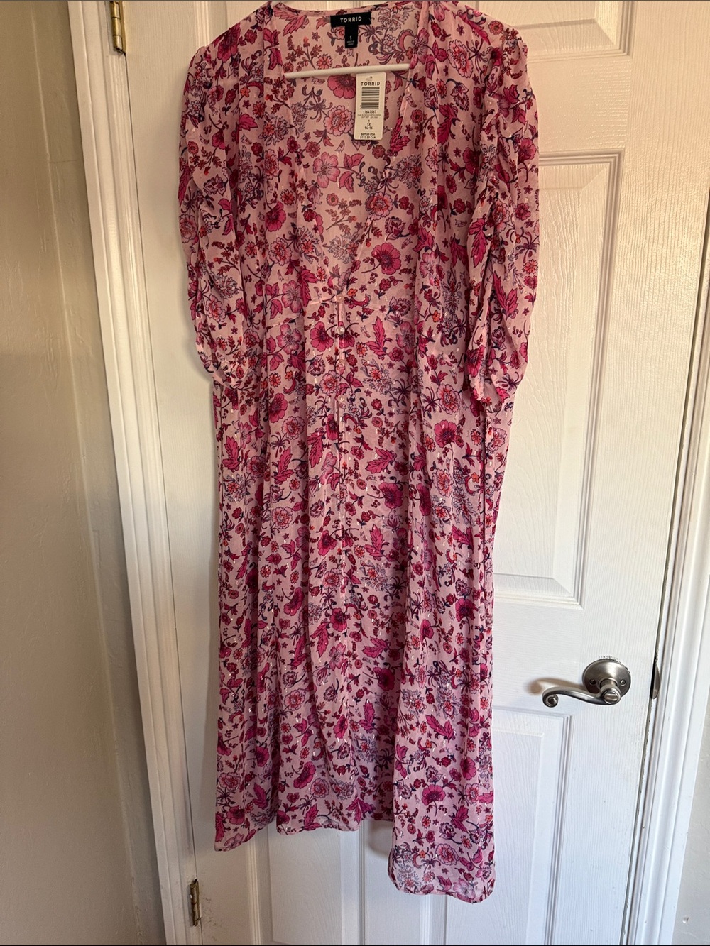 torrid size 1  Pink Floral V-Neck Maxi Dress